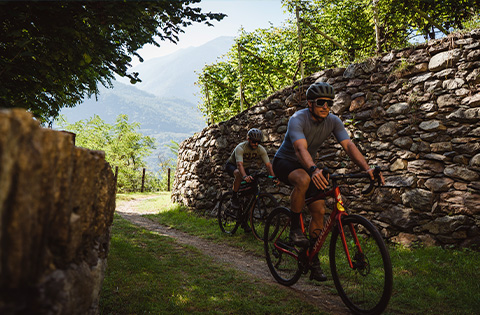 Tour Gravel Attorno a Sondrio