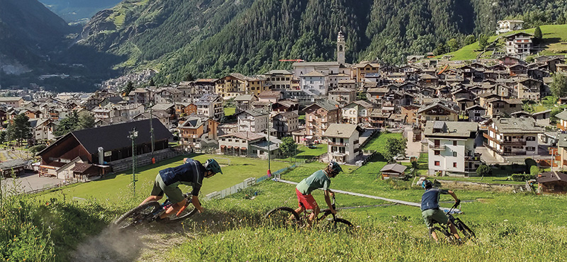 Tour in e-MTB nei Sentieri di Valmalenco